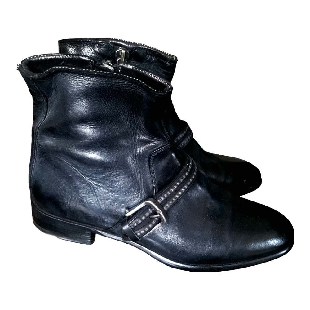Belted Boot - Picture 2 of 2